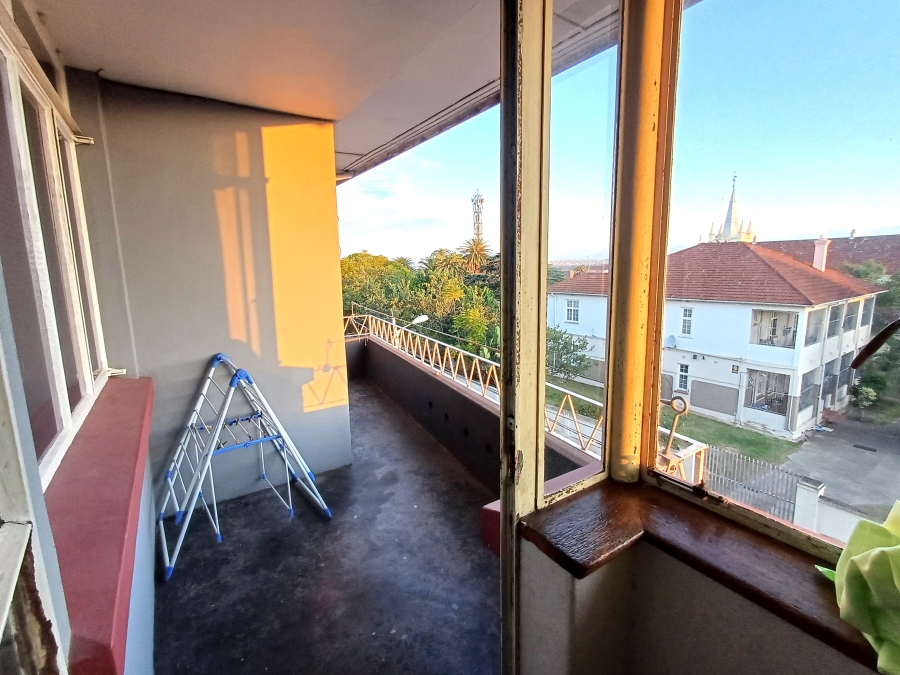 2 Bedroom Property for Sale in Uitenhage Central Eastern Cape